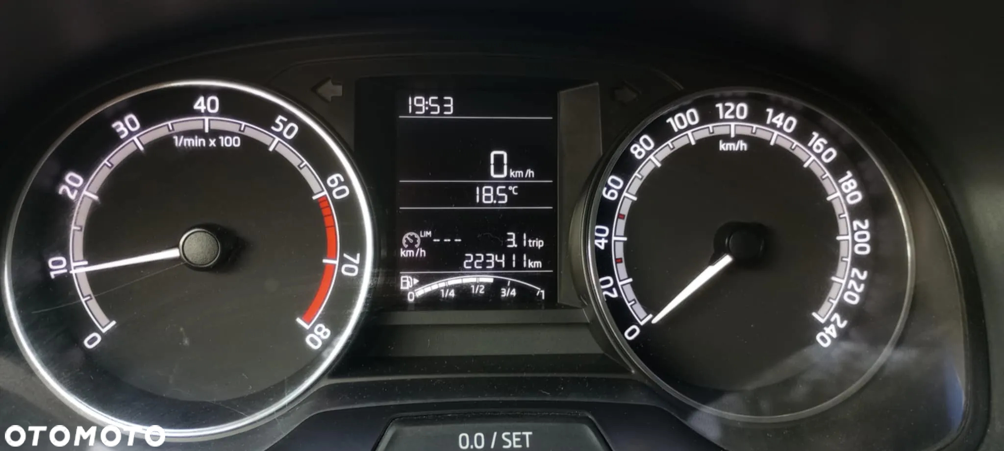 Skoda Fabia - 10