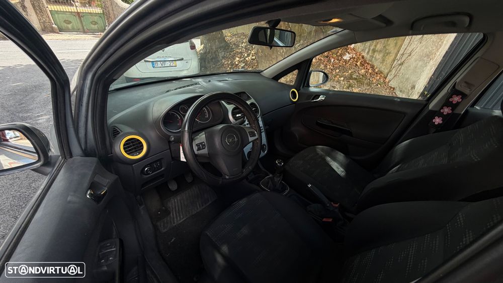 Opel Corsa 1.3 CDTi Enjoy - 10