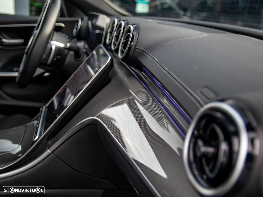Mercedes-Benz C 300 e T 9G-TRONIC AMG Line - 40