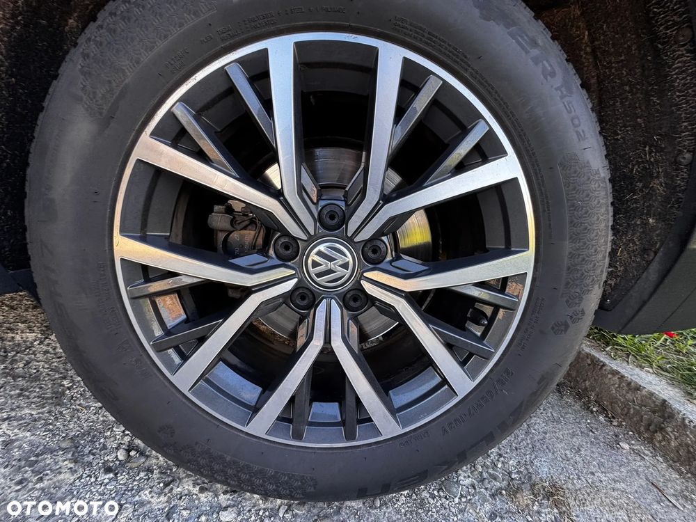 Volkswagen Tiguan - 13