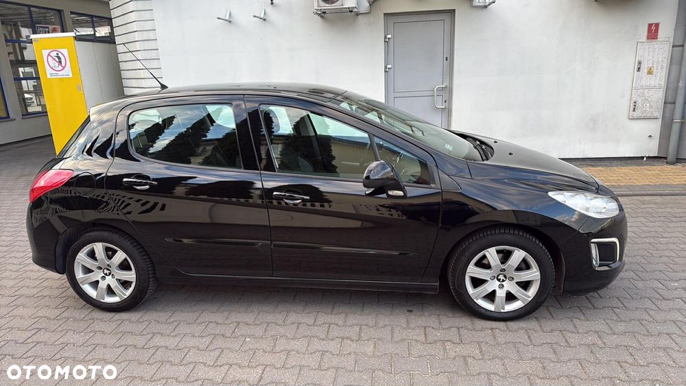 Peugeot 308 1.6 Premium - 5