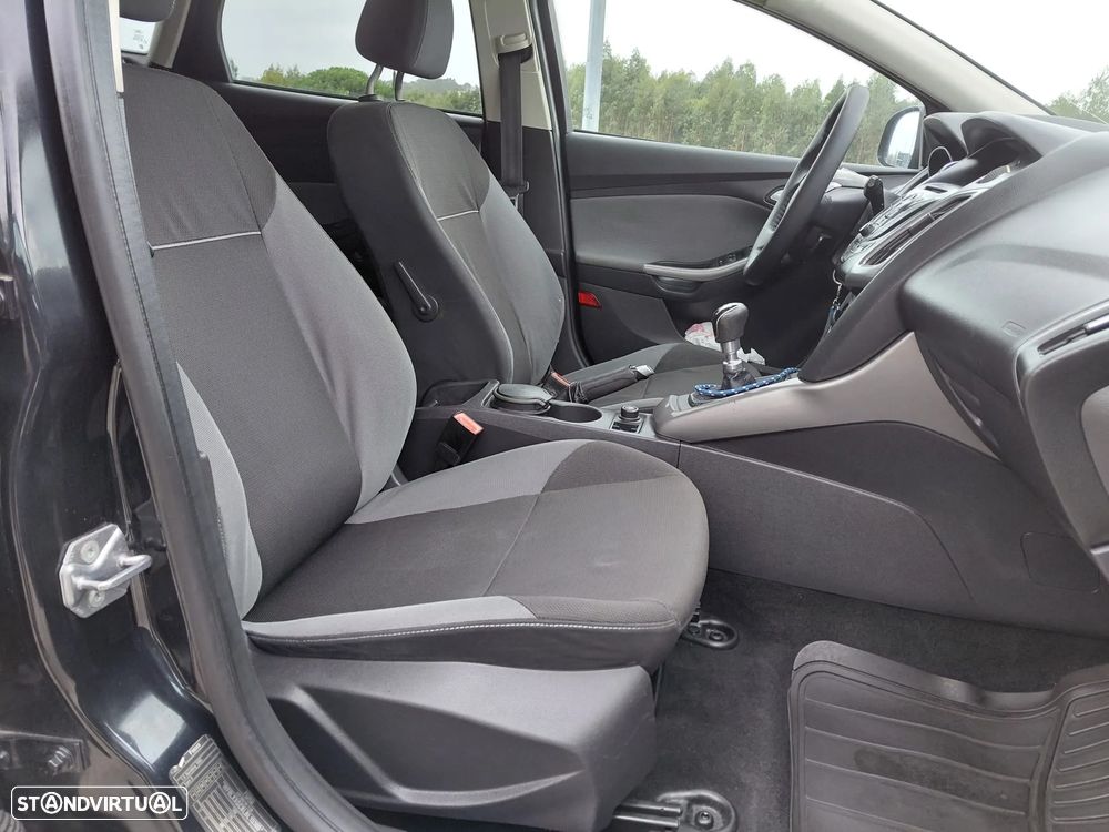 Ford Focus SW 1.6 TDCi DPF Titanium - 7