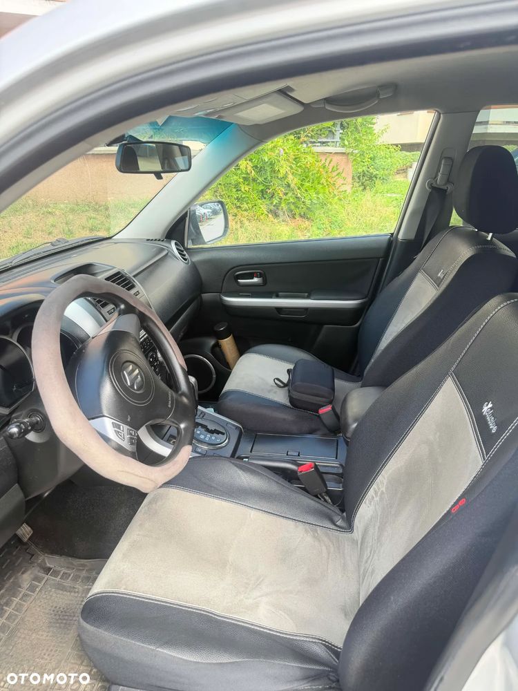 Suzuki Grand Vitara - 15