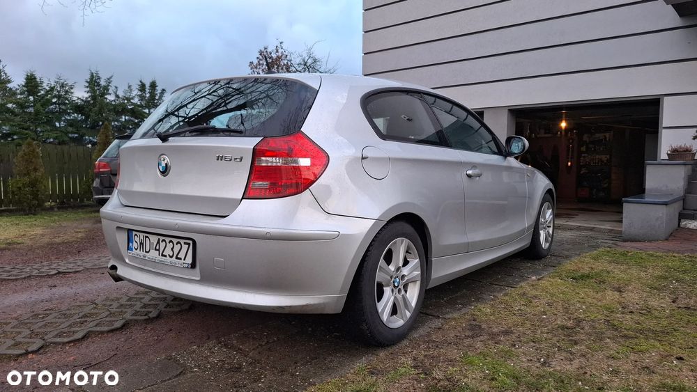 BMW Seria 1 116d - 2