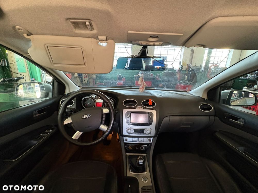 Ford Focus 2.0 TDCi FX Silver / Silver X - 17