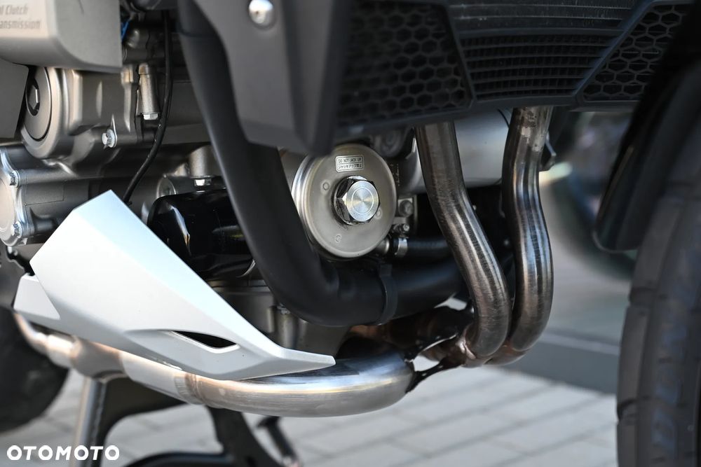 Honda VFR - 14