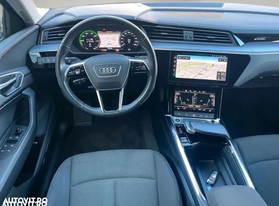 Audi e-tron 50 quattro - 6
