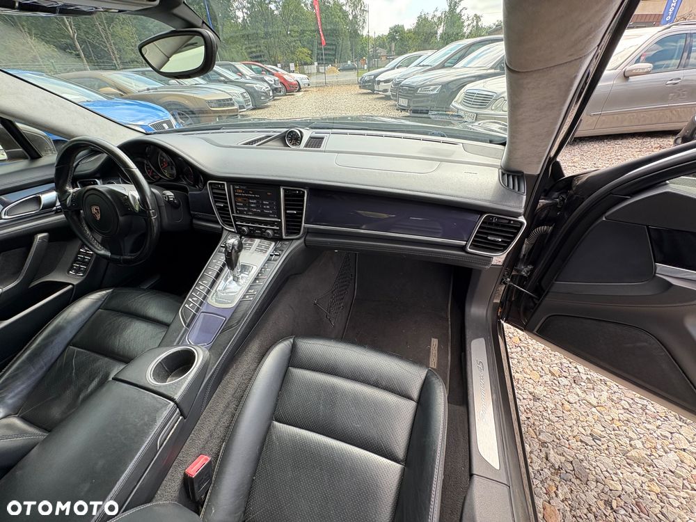 Porsche Panamera S PDK - 23