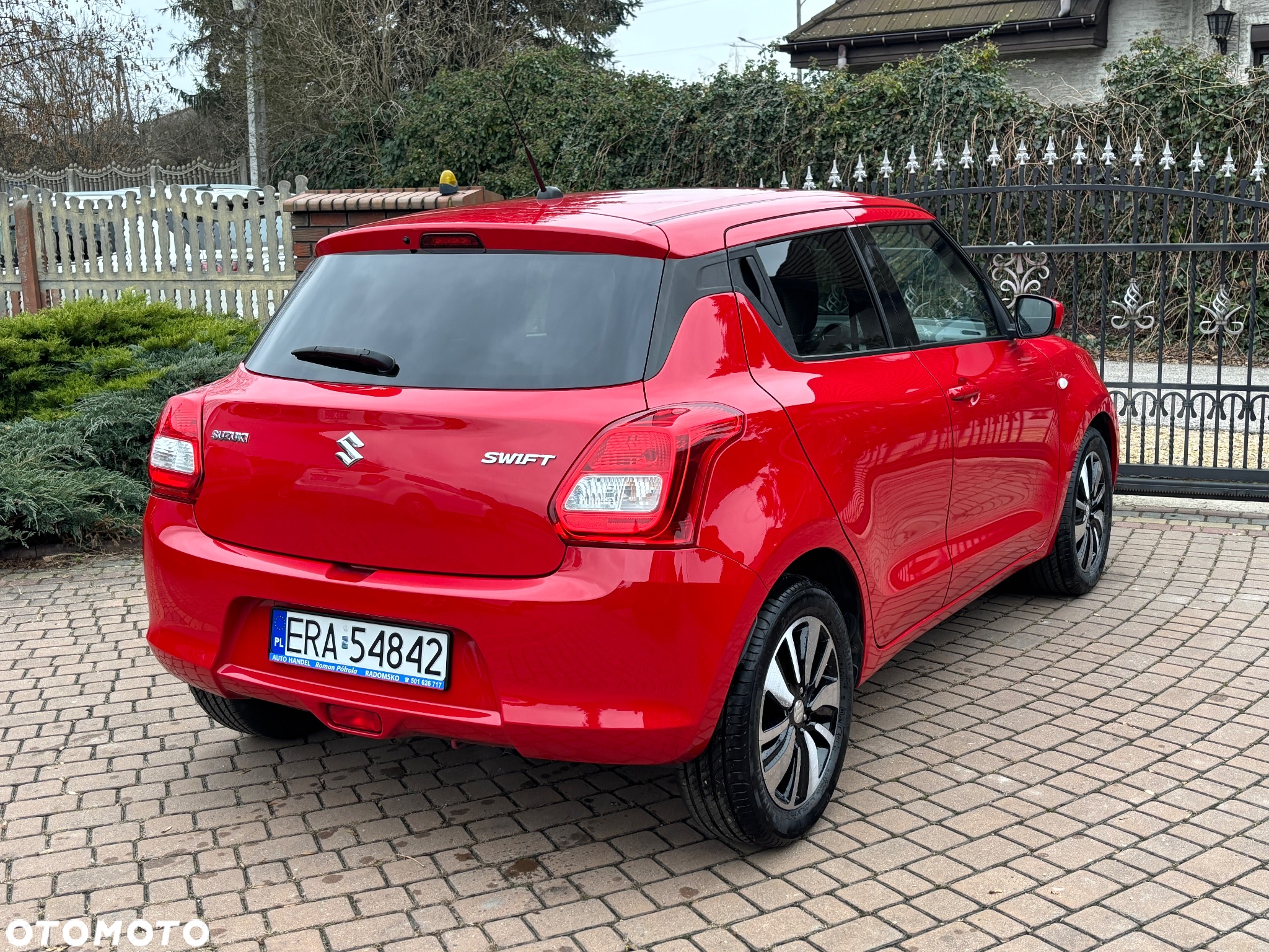 Suzuki Swift 1.2 Premium Plus - 6