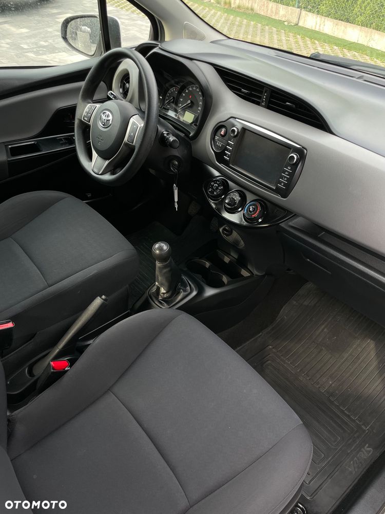 Toyota Yaris 1.5 Active - 8
