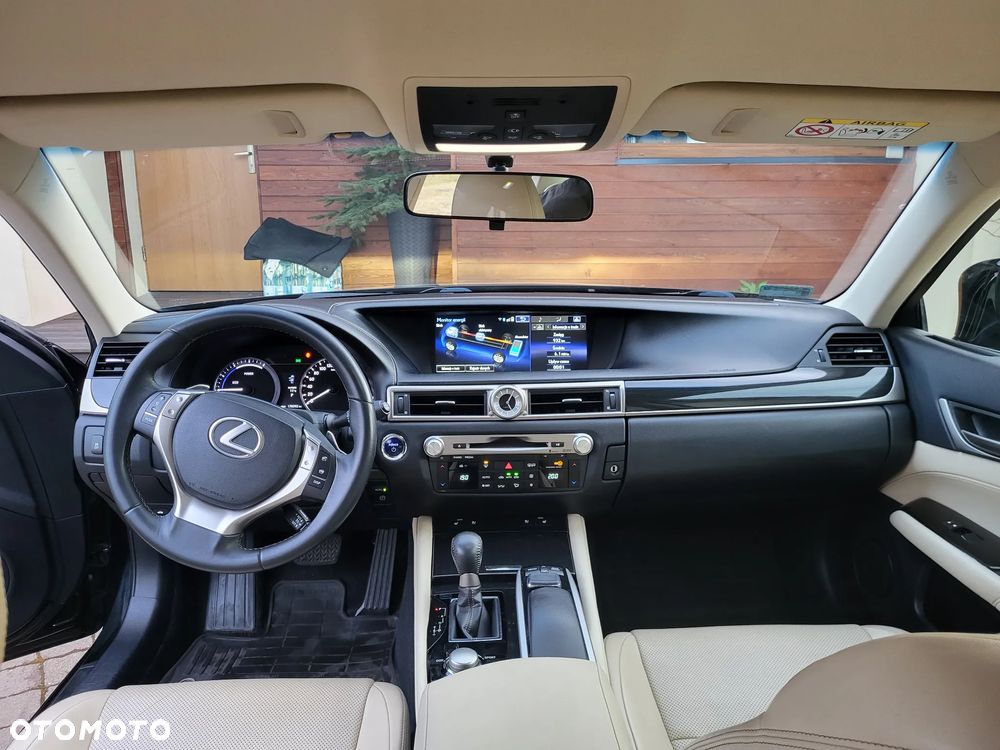 Lexus GS 300h Elite - 10