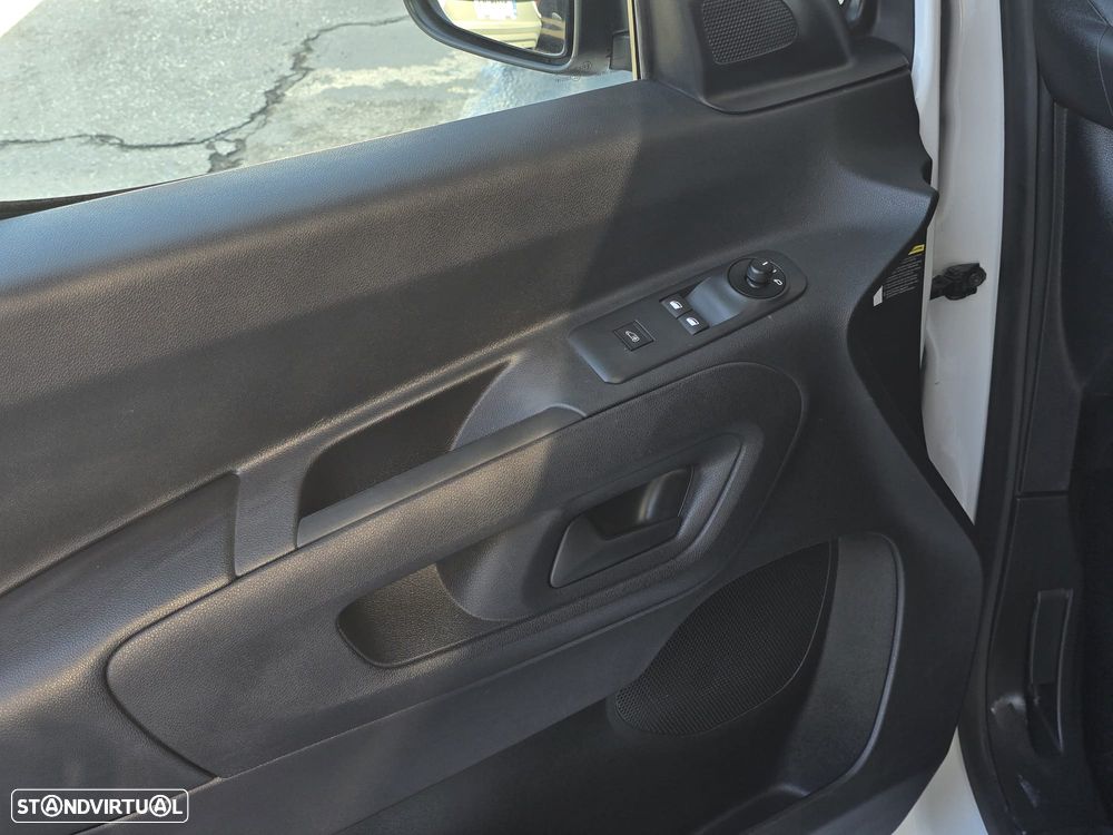 Toyota Proace City 1.5D - 9