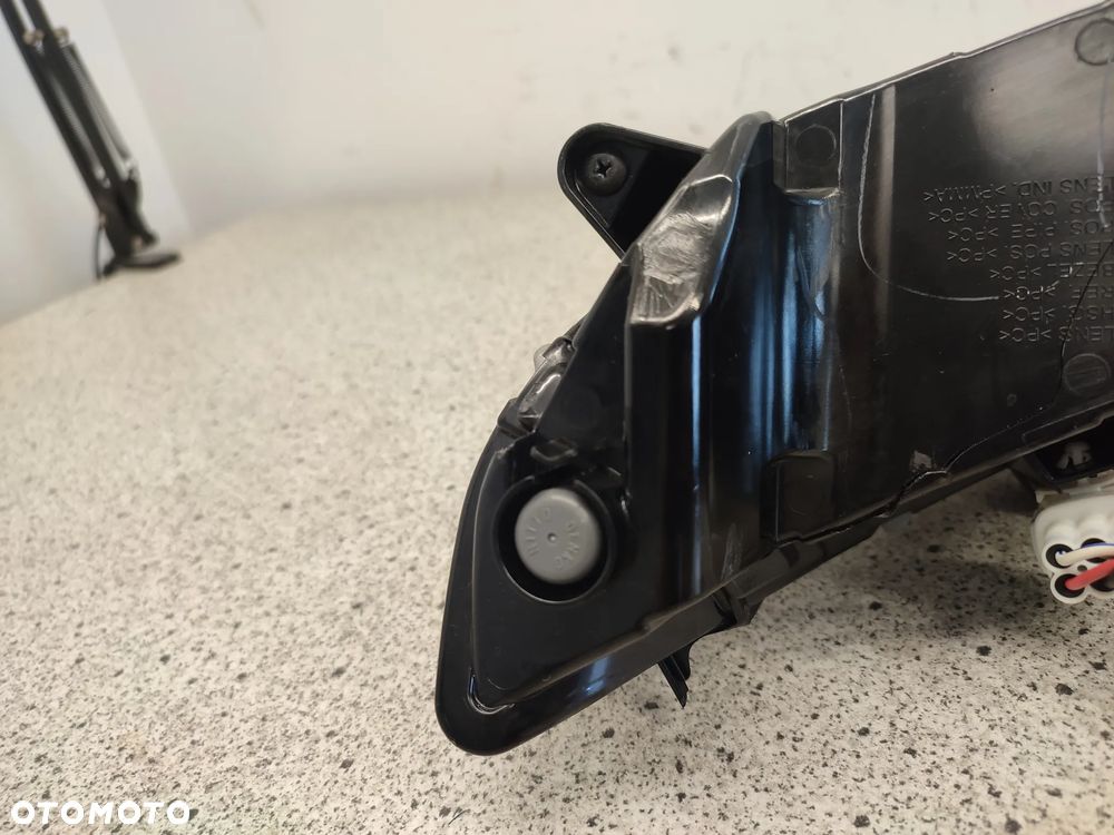 Lampa przód, przednia, reflektor Aprilia Tuona 125 RS125 RS 125 - 25