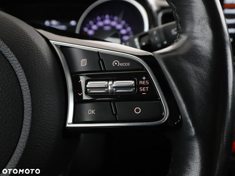 Kia Ceed 1.6 GDI DCT OPF Vision - 32