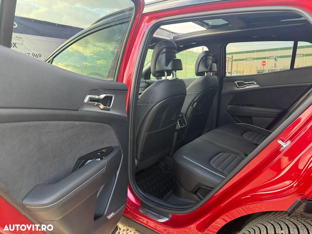 Kia Sportage 1.6 T-GDI HEV 6AT 4x4 GT Line - 8