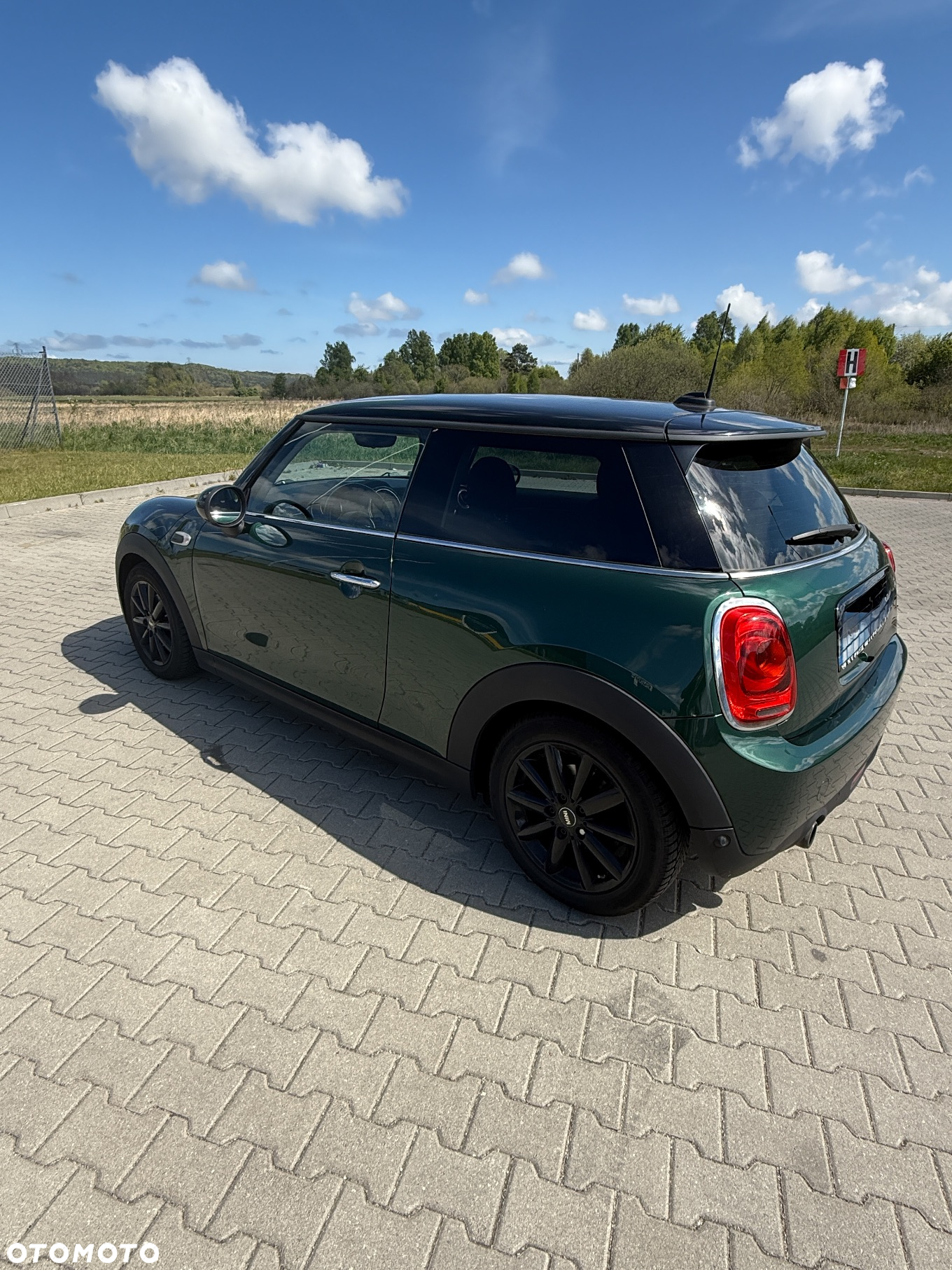 MINI Cooper Standard - 8
