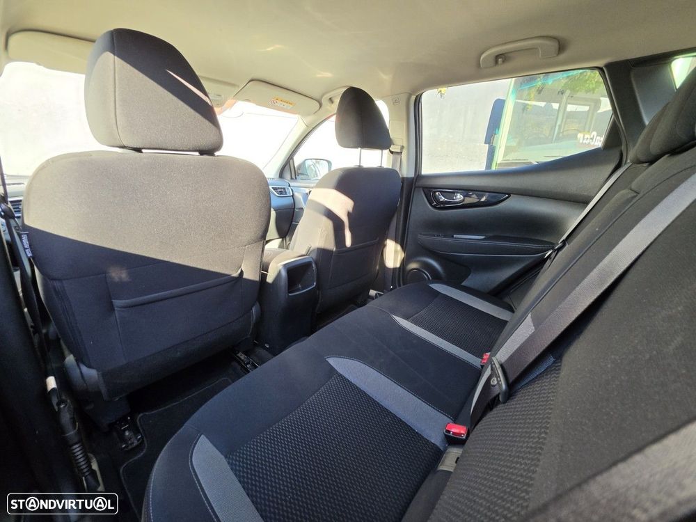 Nissan Qashqai 1.5 dCi N-Connecta - 7