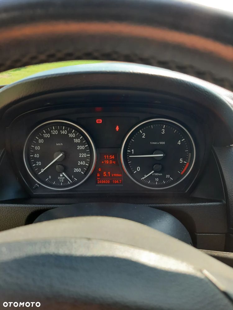 BMW X1 sDrive16d xLine - 13