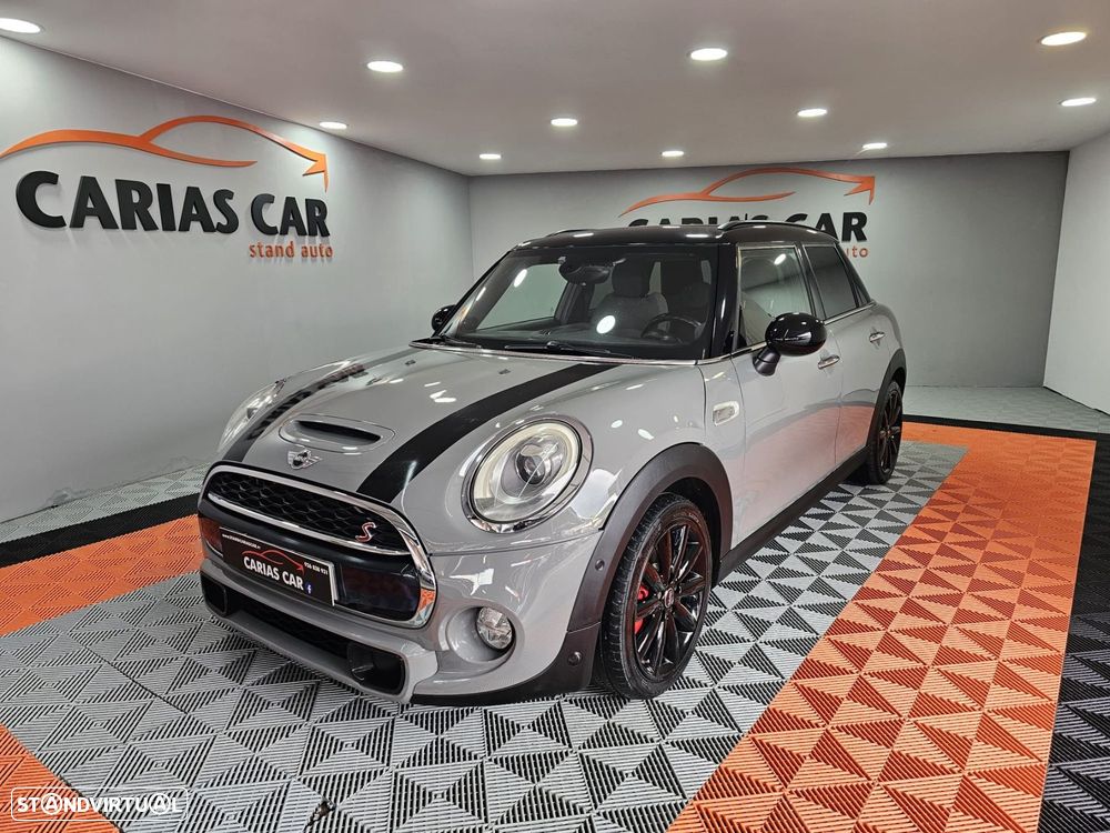 MINI 5 Portas Cooper SD Auto Desportiva - 1