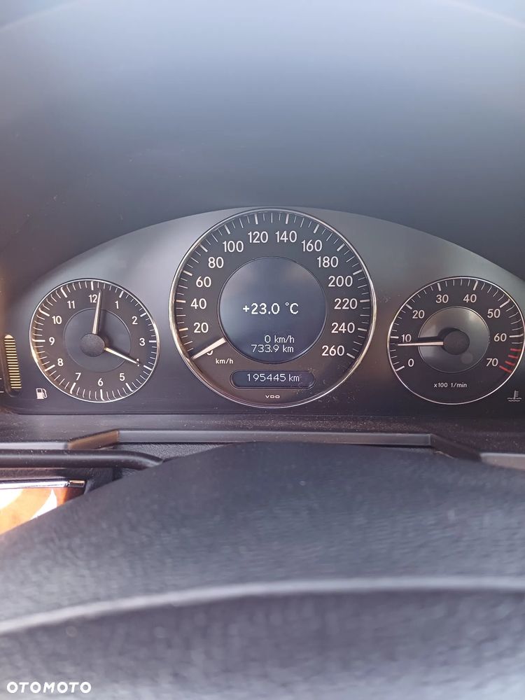 Mercedes-Benz Klasa E 200 Kompressor Elegance - 9