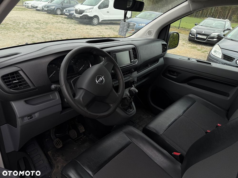 Opel Vivaro - 9
