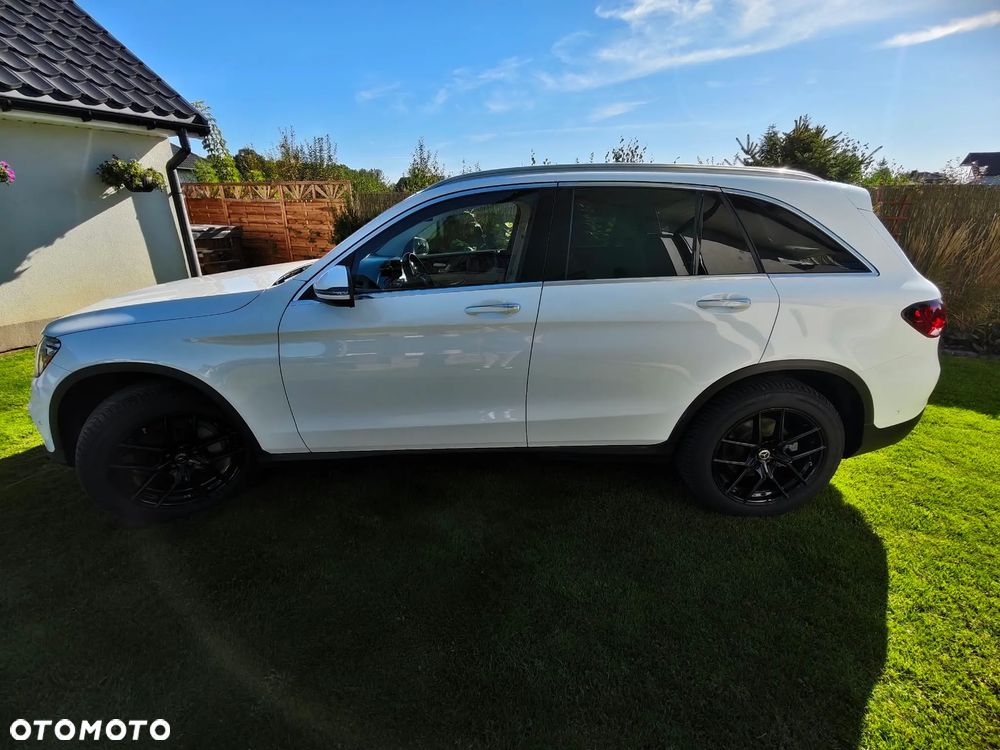 Mercedes-Benz GLC 300 4-Matic - 2