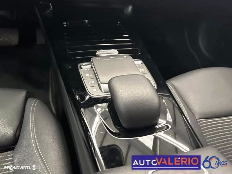 Mercedes-Benz CLA 250 - 22