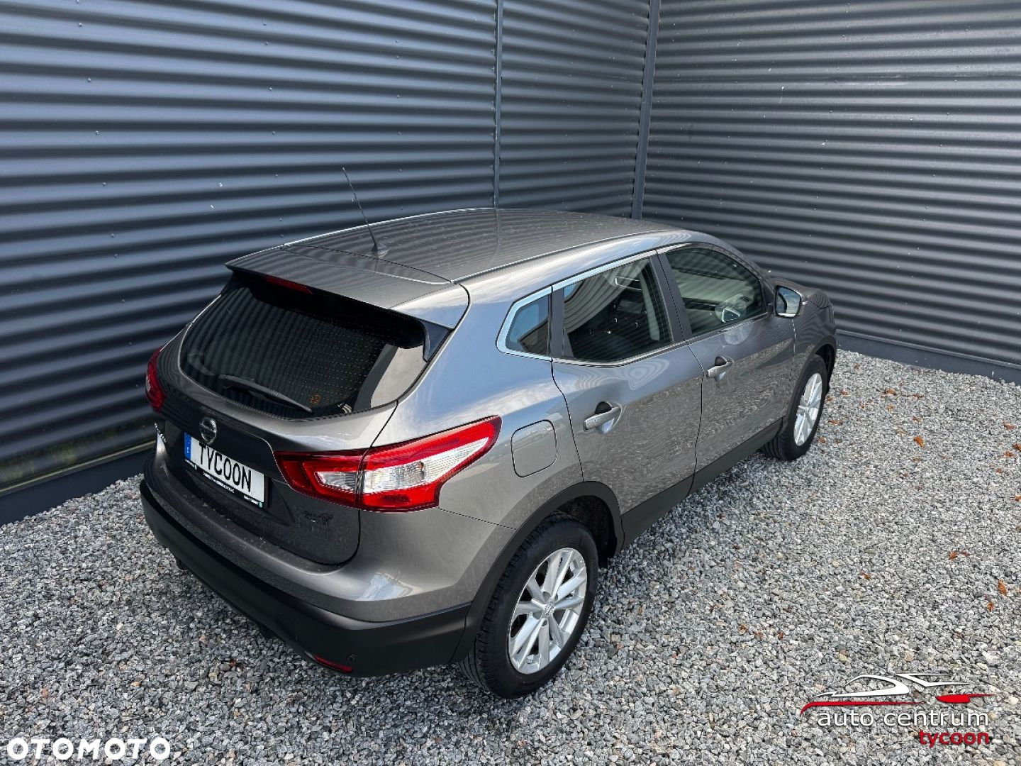 Nissan Qashqai - 4