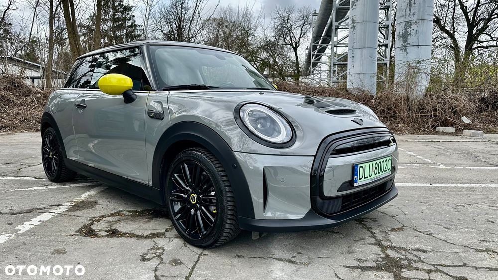 MINI Cooper SE Resolute Edition - 8
