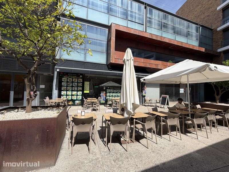 URGENT TRESPASSE Cafe e Restaurant - Alcantara, Lisboa - Grande imagem: 4/12
