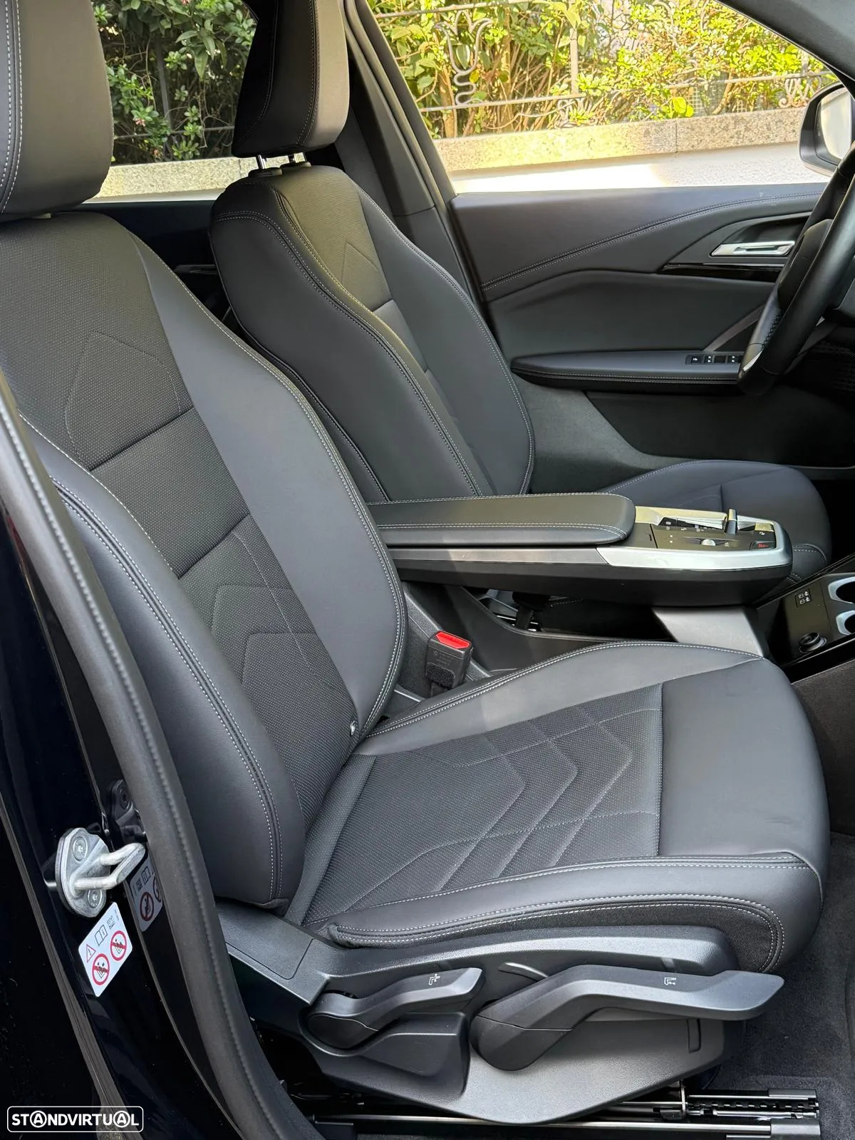 BMW iX1 xDrive30 xLine - 14