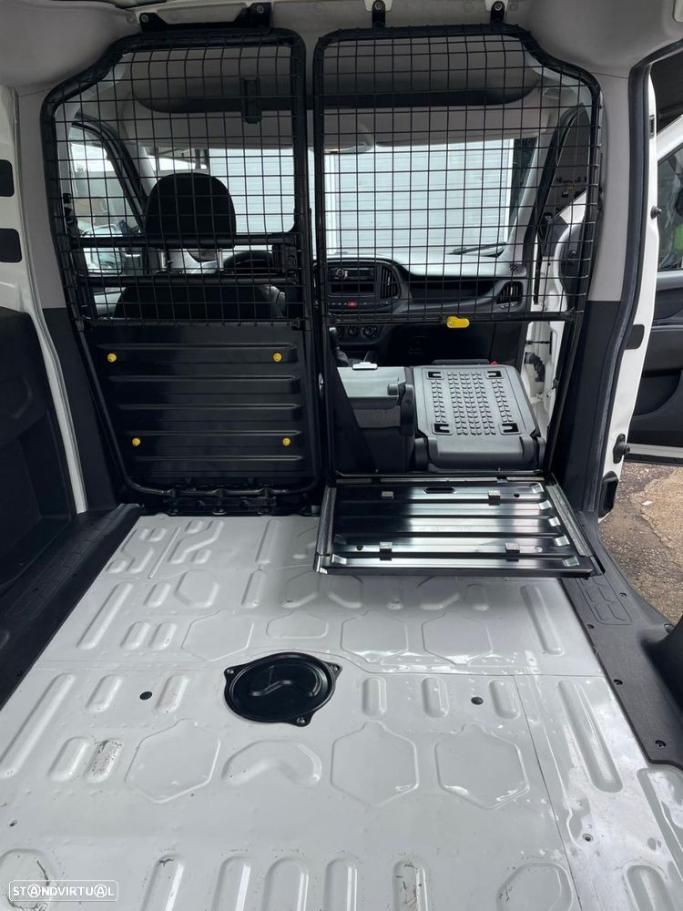 Fiat Doblo 1.3 Multijet Maxi - 11