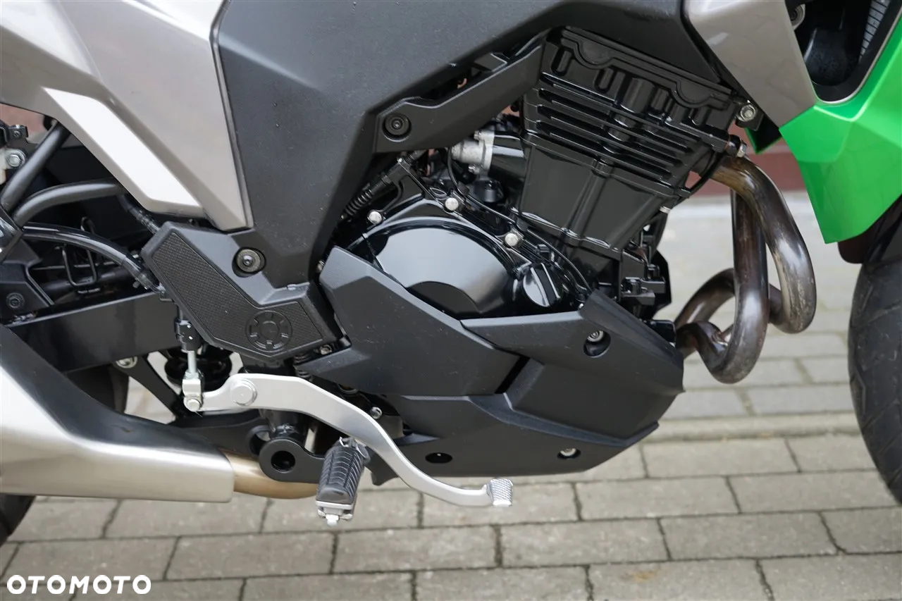 Kawasaki Versys-X 300 - 11