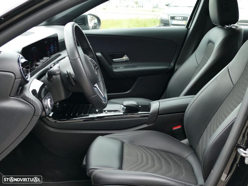 Mercedes-Benz A 250 e Style Plus - 23
