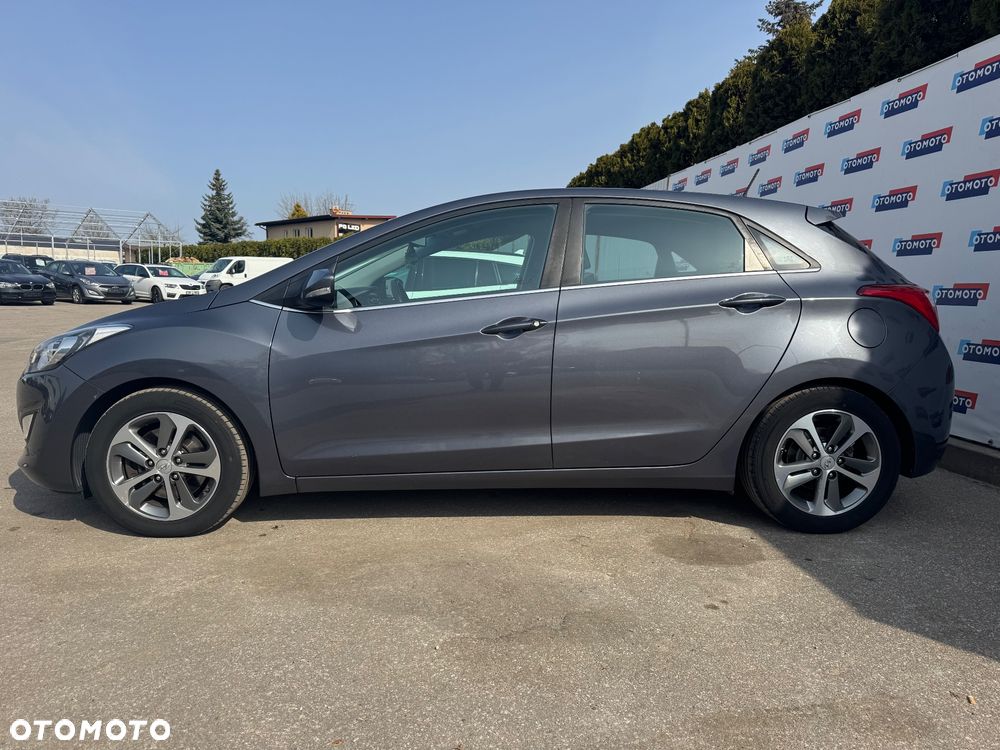 Hyundai i30 blue 1.6 CRDi Classic Navigation - 4