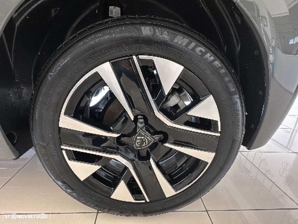 Peugeot 208 1.2 PureTech Allure - 11