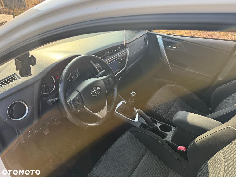 Toyota Auris 1.6 Active - 17