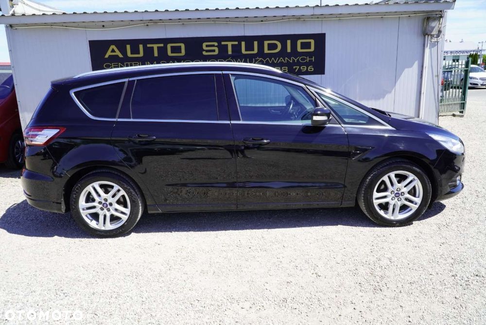 Ford S-Max 2.0 TDCi Titanium PowerShift - 33