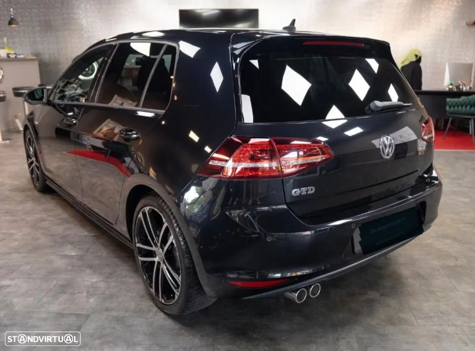 VW Golf 1.6 TDi R-Line - 6