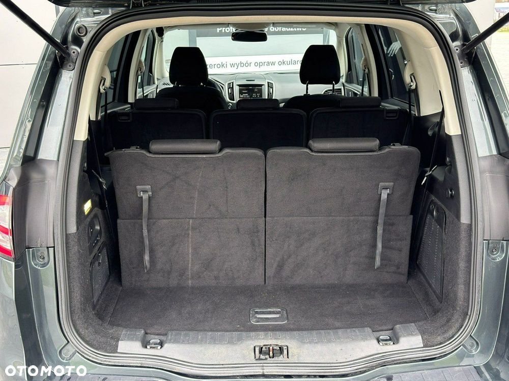 Ford Galaxy - 15