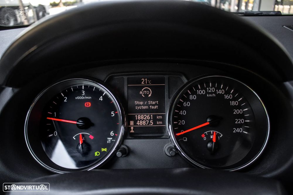 Nissan Qashqai 1.6 dCi N-Connecta - 15