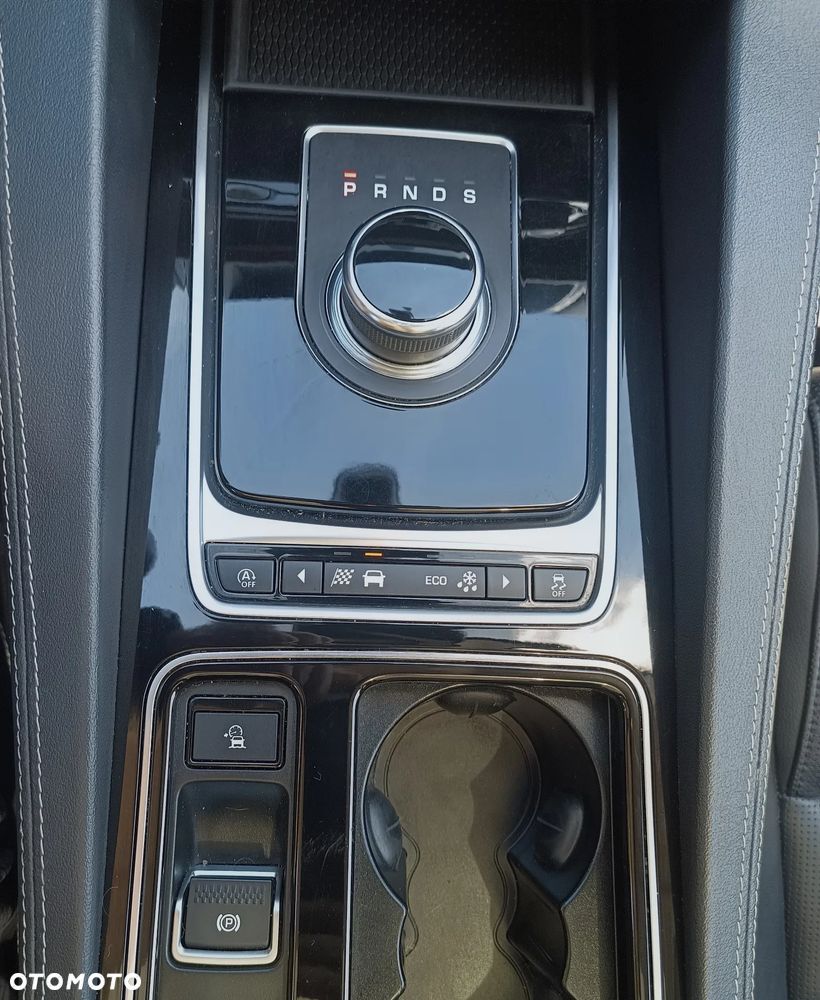 Jaguar F-Pace 2.0 i4D AWD R-Sport - 22