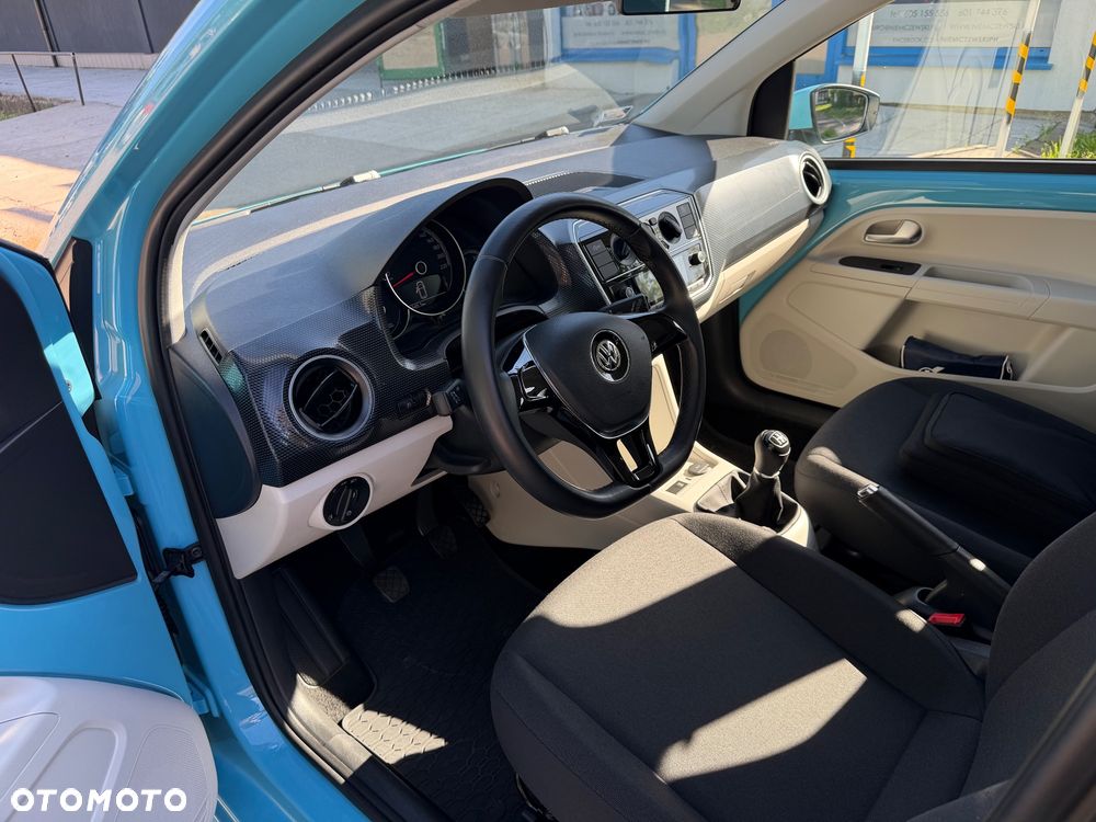 Volkswagen up! - 4