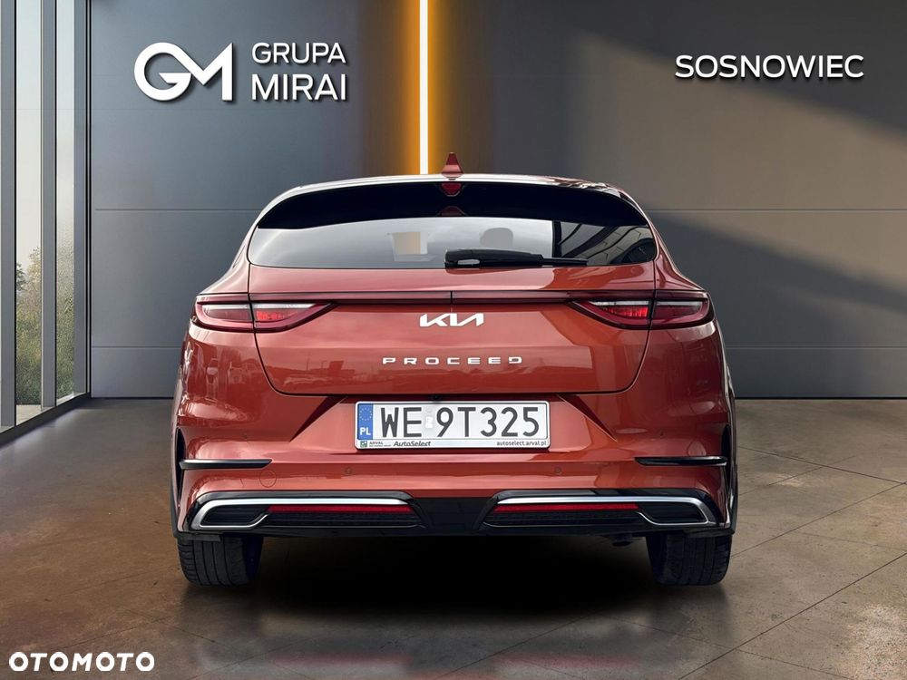 Kia ProCeed - 4