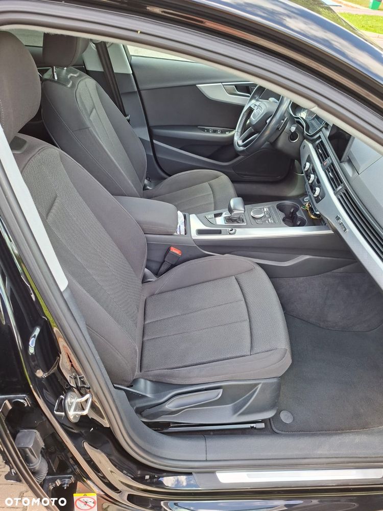 Audi A4 Avant 40 TFSI mHEV Advanced S tronic - 17