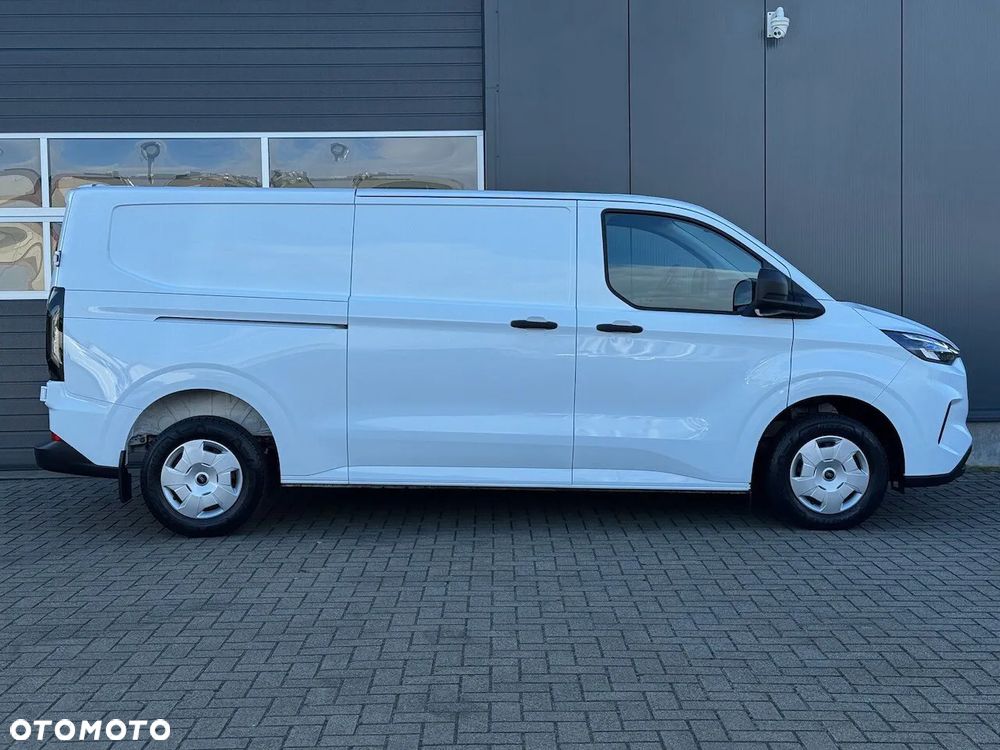 Ford TRANSIT CUSTOM 2.0 EcoBlue 136KM M6 FWD VAN TREND 320 L2 - 6