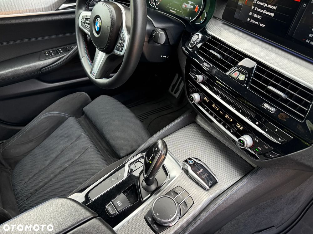 BMW Seria 5 520d xDrive M Sport sport - 14