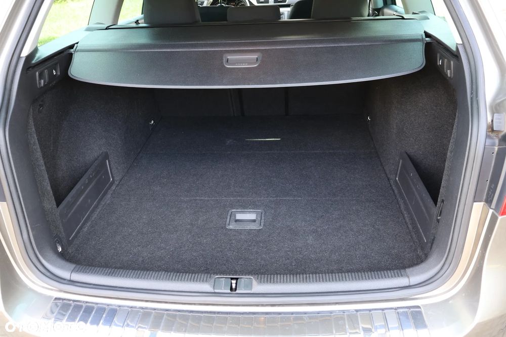 Volkswagen Passat 2.0 Blue TDI DSG SCR Highline - 12