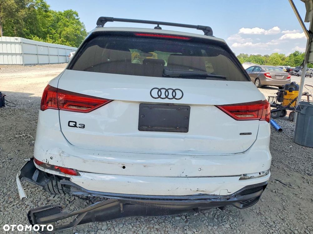 Audi Q3 2.0 TFSI Quattro S tronic design - 6