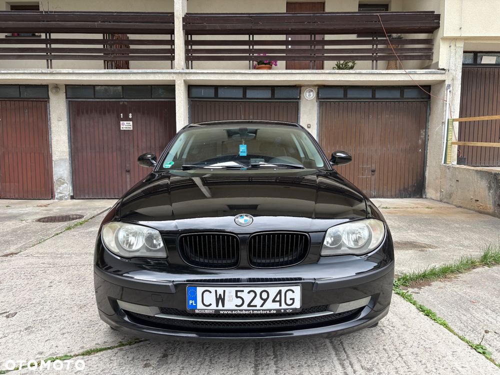 BMW Seria 1 116d - 2